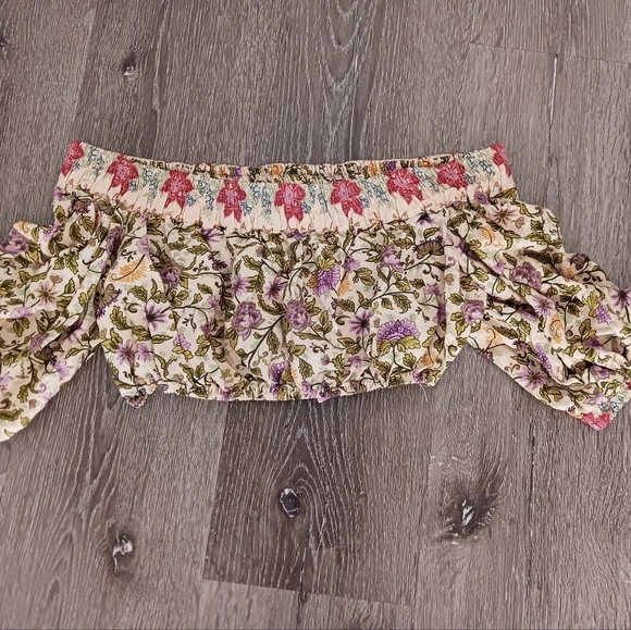 Farm Rio Crop puff sleeve top NWT - Picture 4 of 5